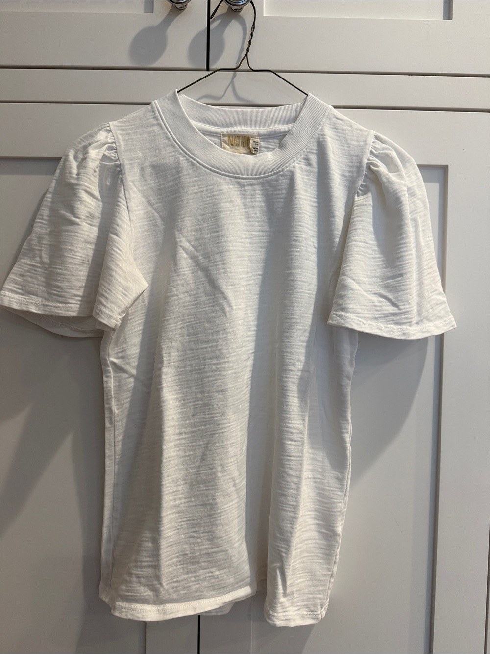 Nation LTD White Flutter Sleeve Short Sleeve Tee. XS